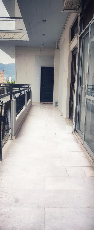 Walnut Home Apartment Near Ancient Olympia Krestena ภายนอก รูปภาพ
